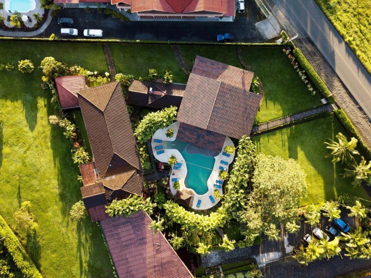 Arenal Backpackers Resort La Fortuna Екстериор снимка